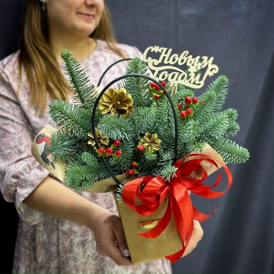 Фото Сумочка с датской елью нобилис