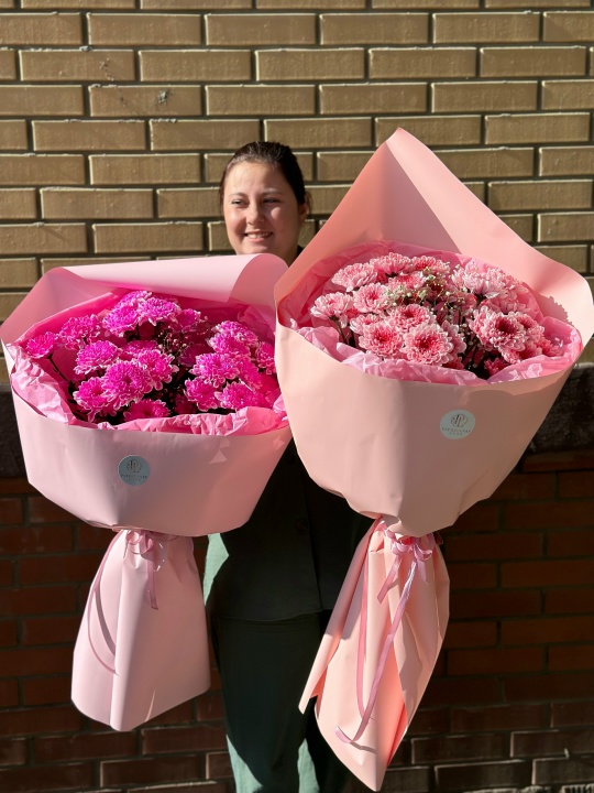 Фото Объемный букет из хризантем