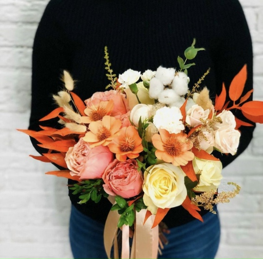 Фото Букет невесты в осенних тоннах