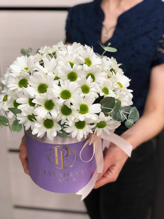 Фото Коробочка с хризантемами